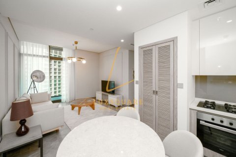 Apartment in Business Bay, Dubai 2 bedrooms, 85 sq.m. № 119270 - photo 2