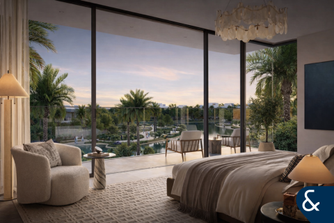 Villa in Dubai 4 bedrooms, 678 sq.m. № 91273 - photo 5