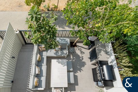 Купить виллу в Джумейра Вилладж Серкл, Дубай: 4 спальни, 295м², № 91281 - фото 17