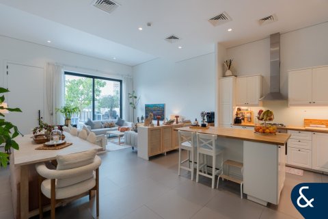 Вилла в Джумейра Вилладж Серкл, Дубай, 4 спальни, 295м², № 91281