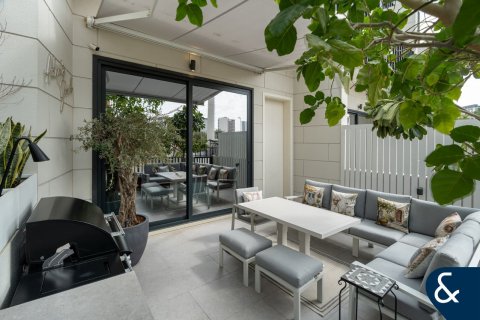 Купить виллу в Джумейра Вилладж Серкл, Дубай: 4 спальни, 295м², № 91281 - фото 7