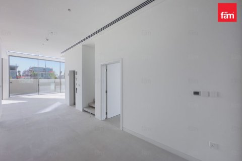 Villa à Dubai, 4 chambres, 513.7 m², № 108986 - photo 10