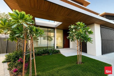 Villa à Dubai, 4 chambres, 513.7 m², № 108986 - photo 3