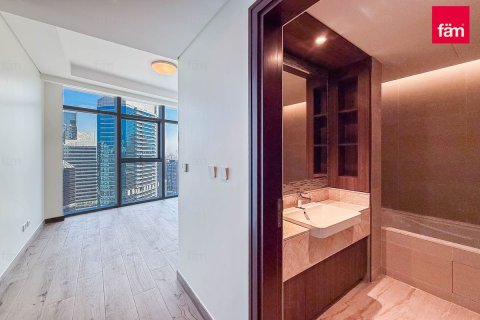 Apartment in Downtown Dubai (Downtown Burj Dubai), Dubai 3 bedrooms, 178.6 sq.m. № 108989 - photo 16
