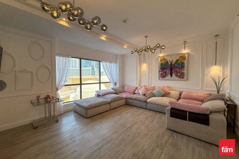 Apartment in Dubai 3 bedrooms, 178.7 sq.m. № 108985 - photo 11