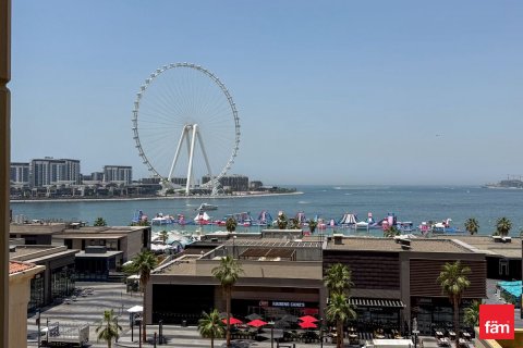 Apartment in Dubai 3 bedrooms, 178.7 sq.m. № 108985