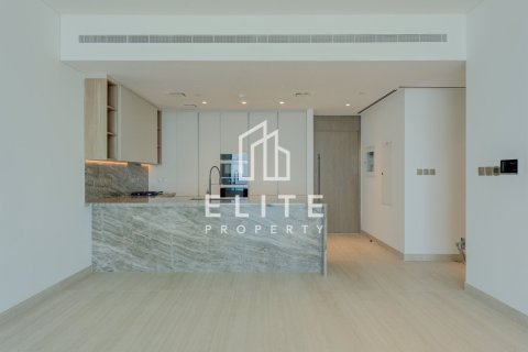 Apartment in Palm Jumeirah, Dubai 2 bedrooms, 176 sq.m. № 121629 - photo 3