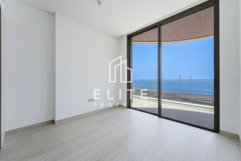 Apartment in Palm Jumeirah, Dubai 2 bedrooms, 176 sq.m. № 121629 - photo 13