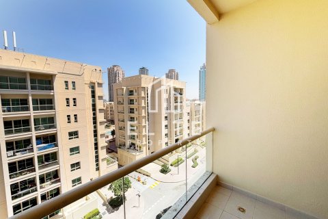 Apartment in Al Dhafra, Greens, Dubai 1 bedroom, 72 sq.m. № 121630 - photo 5