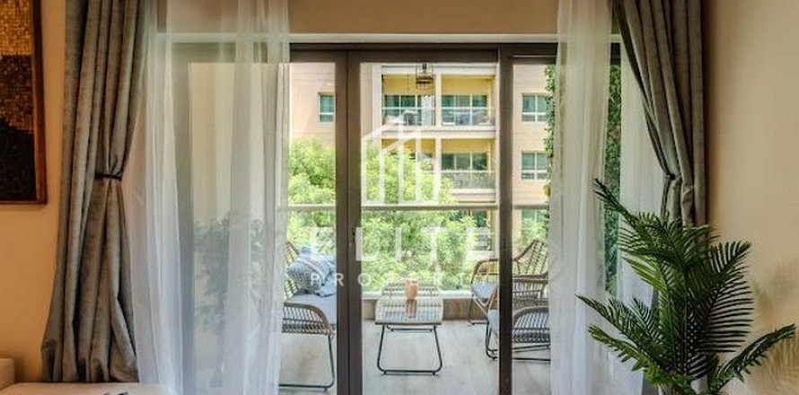 Apartment in Al Arta, Greens, Dubai 1 bedroom, 69 sq.m. № 121631