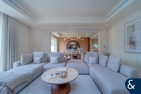 Купить виллу в Victory Heights, Dubai Sports City, Дубай: 5 спален, 446м², № 75767 - фото 9