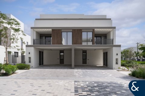 Villa en Aura, Tilal Al Ghaf, Dubai, 4 dormitorios, 317 m², № 75777 - foto 1