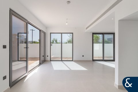 Villa en Aura, Tilal Al Ghaf, Dubai, 4 dormitorios, 317 m², № 75777 - foto 3