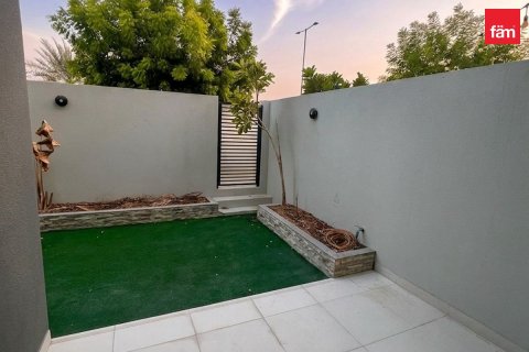 Villa in Dubai 2 bedrooms, 131.2 sq.m. № 139205 - photo 18
