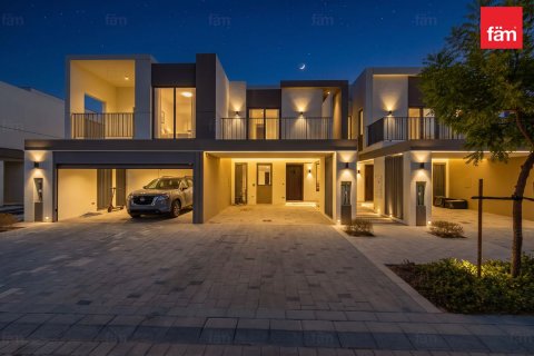 Villa in Tilal Al Ghaf, Dubai 3 bedrooms, 142.2 sq.m. № 139208 - photo 4