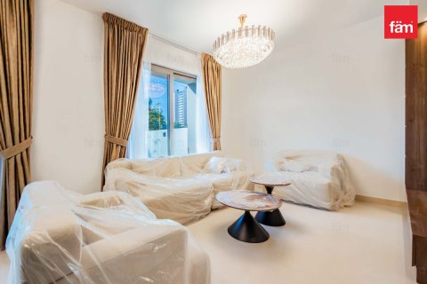 Villa in Tilal Al Ghaf, Dubai 3 bedrooms, 142.2 sq.m. № 139208 - photo 15