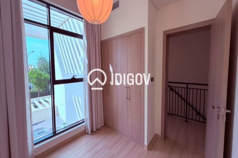 Adosado en Dubai, 3 dormitorios, 154.22 m², № 120953 - foto 2