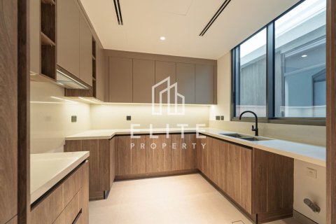 Villa en Tilal Al Ghaf, Dubai, 4 dormitorios, 377 m², № 121195 - foto 4