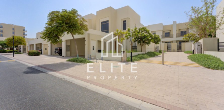 تاون هاوس في Noor Townhouses, Town Square, دبي 4 غرف نوم, 220 م² رقم 121198