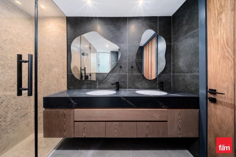 Apartment in Dubai Marina, Dubai 2 bedrooms, 149.2 sq.m. № 99478 - photo 25