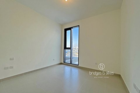 Снять в аренду виллу в Дубай Хилс Эстейт, Дубай: 4 спальни, 195м², № 94571 - фото 14