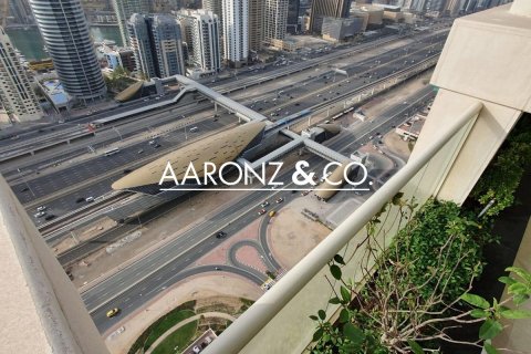 Apartment in Jumeirah Lake Towers, Dubai 2 bedrooms, 107 sq.m. № 94567 - photo 10