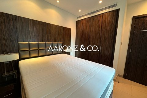 Appartement à Jumeirah Lake Towers, Dubai, 2 chambres, 93 m², № 94568 - photo 2