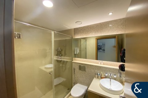 Купить квартиру в Даунтаун Дубай (Даунтаун Бурдж Дубай), Дубай: 2 спальни, 114м², № 75408 - фото 11