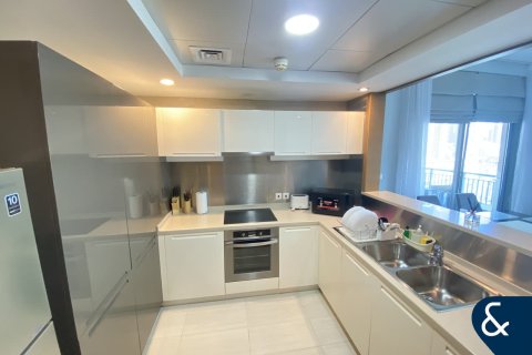 Купить квартиру в Даунтаун Дубай (Даунтаун Бурдж Дубай), Дубай: 2 спальни, 114м², № 75408 - фото 8