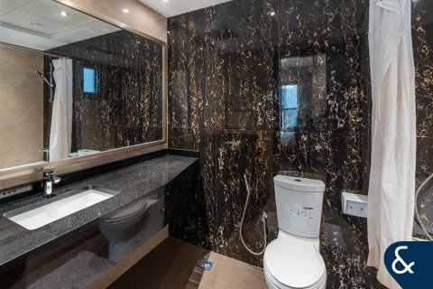 Apartment in Downtown Dubai (Downtown Burj Dubai), Dubai 2 bedrooms, 151 sq.m. № 75405 - photo 18