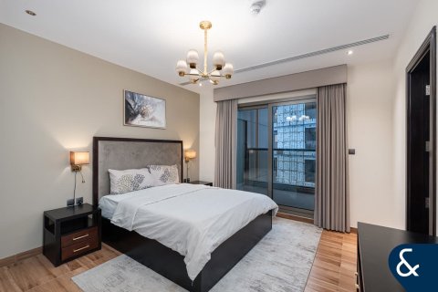 Apartment in Downtown Dubai (Downtown Burj Dubai), Dubai 2 bedrooms, 151 sq.m. № 75405 - photo 7