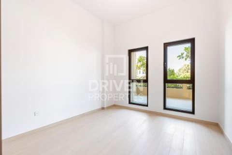 Снять в аренду квартиру в Madinat Jumeirah Living, Умм-Сукейм, Дубай: 2 спальни, 134м², № 20265 - фото 6