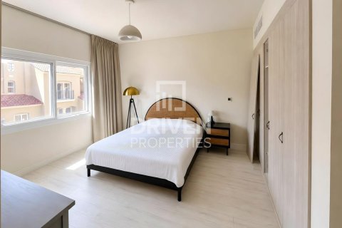 Villa in Bella Casa, Serena, Dubai 2 bedrooms, 133.87 sq.m. № 134384 - photo 14