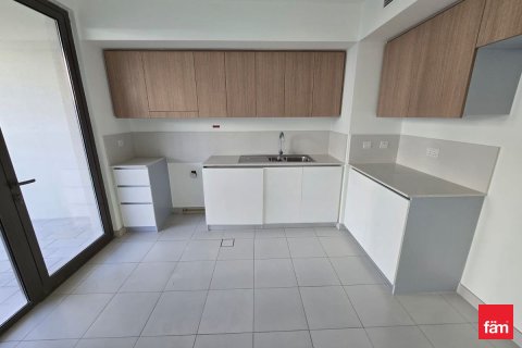 Снять в аренду виллу в Дубае: 4 спальни, 304.2м², № 90251 - фото 6