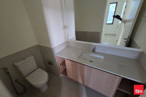 Снять в аренду виллу в Дубае: 4 спальни, 304.2м², № 90251 - фото 2