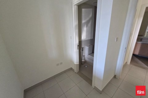 Снять в аренду виллу в Дубае: 4 спальни, 304.2м², № 90251 - фото 11