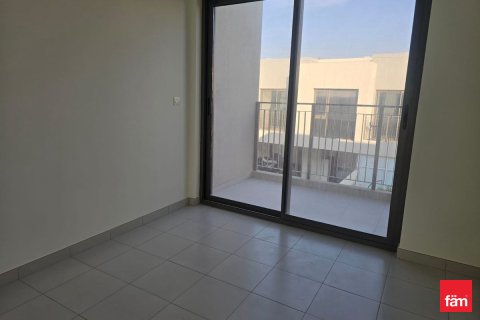 Снять в аренду виллу в Дубае: 4 спальни, 304.2м², № 90251 - фото 3