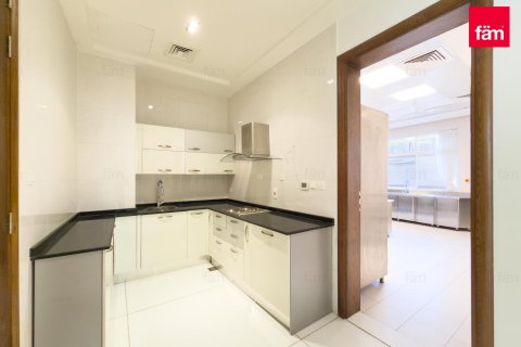 Снять в аренду виллу в Умм-Сукейме, Дубай: 8 спален, 743.2м², № 90222 - фото 19