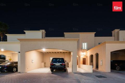 Villa en Dubai, 3 dormitorios, 254.9 m², № 90250 - foto 6
