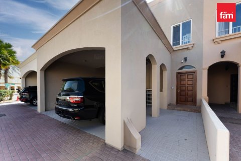 Villa en Dubai, 3 dormitorios, 254.9 m², № 90250 - foto 8