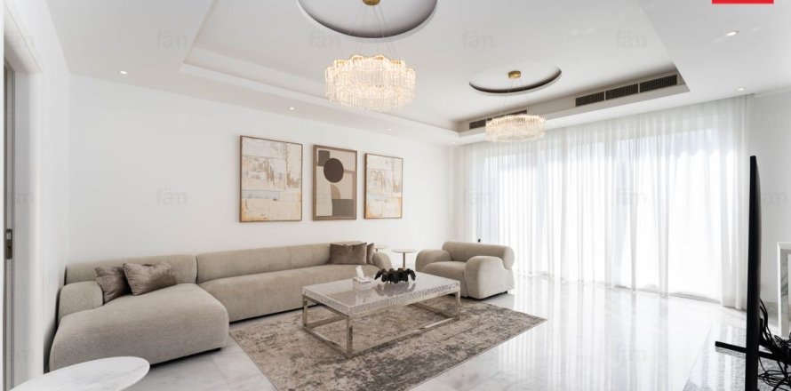 Villa in Dubai 3 bedrooms, 254.9 sq.m. № 90250