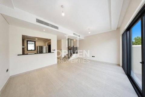 Adosado en Damac Lagoons, Dubai, 4 dormitorios, 144 m², № 143178 - foto 2