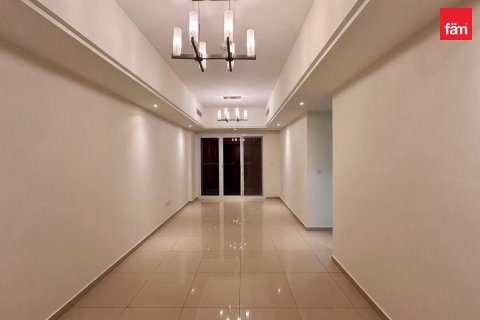 Квартира в Дубае, 2 спальни, 216.7м², № 135142