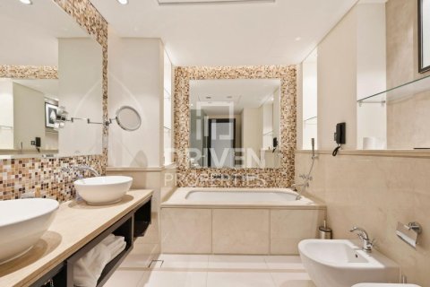 Appartement à Downtown Dubai (Downtown Burj Dubai), Dubai, 4 chambres, 429.49 m², № 136038 - photo 20