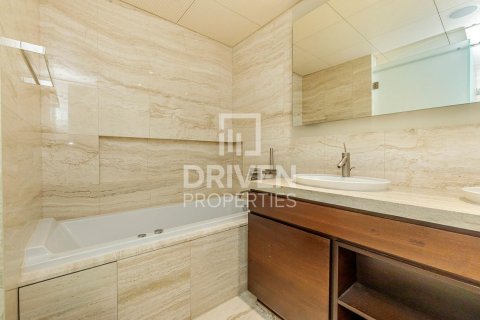 Apartment in Downtown Dubai (Downtown Burj Dubai), Dubai 2 bedrooms, 152.36 sq.m. № 136033 - photo 8