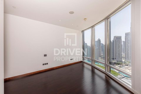 Apartment in Downtown Dubai (Downtown Burj Dubai), Dubai 2 bedrooms, 152.36 sq.m. № 136033 - photo 3