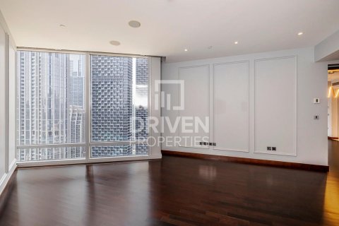 Apartment in Downtown Dubai (Downtown Burj Dubai), Dubai 2 bedrooms, 152.36 sq.m. № 136033 - photo 14