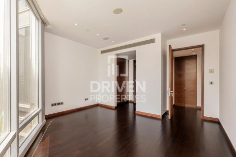 Apartment in Downtown Dubai (Downtown Burj Dubai), Dubai 2 bedrooms, 152.36 sq.m. № 136033 - photo 4