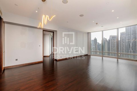 Apartment in Downtown Dubai (Downtown Burj Dubai), Dubai 2 bedrooms, 152.36 sq.m. № 136033 - photo 15