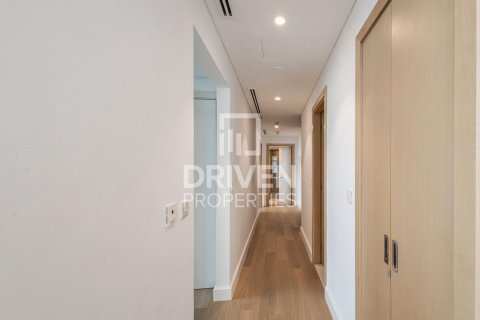 Apartment in Downtown Dubai (Downtown Burj Dubai), Dubai 2 bedrooms, 153.85 sq.m. № 136034 - photo 21